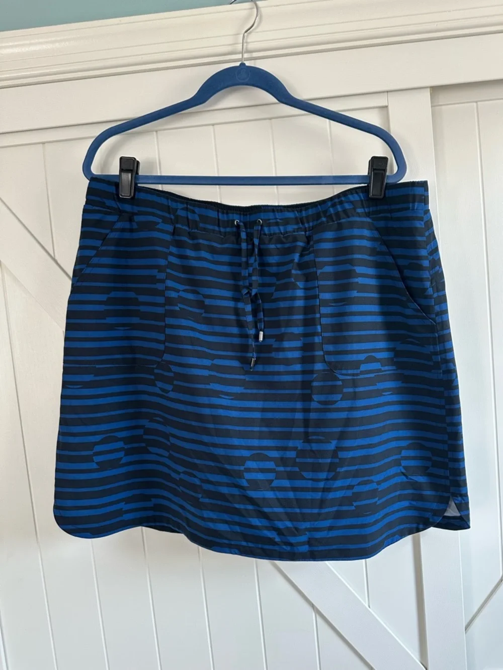 Chico’s Zenergy XL 16 Blue Black Athletic Skort Built-In Shorts Size 3 Pockets - Picture 1 of 6